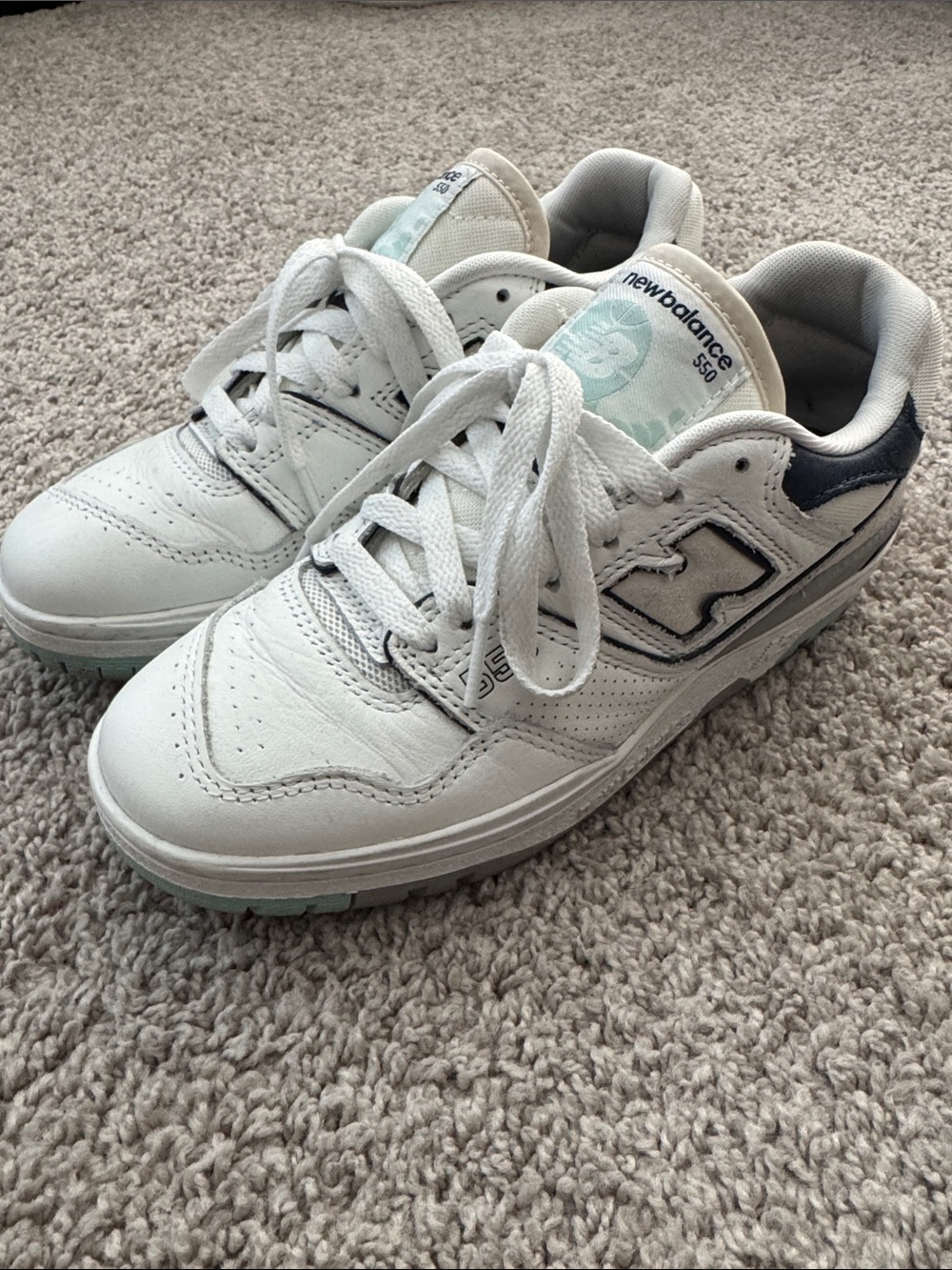 New Balance 550 Sneakers with Light Blue and Navy Accents - Picture 4 of 10